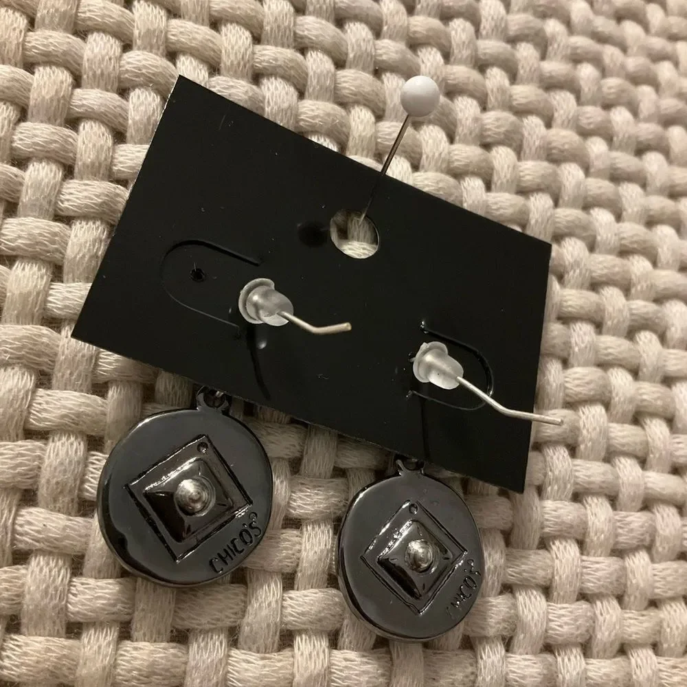 0013- New Chico's Black‎ and Gold Earrings